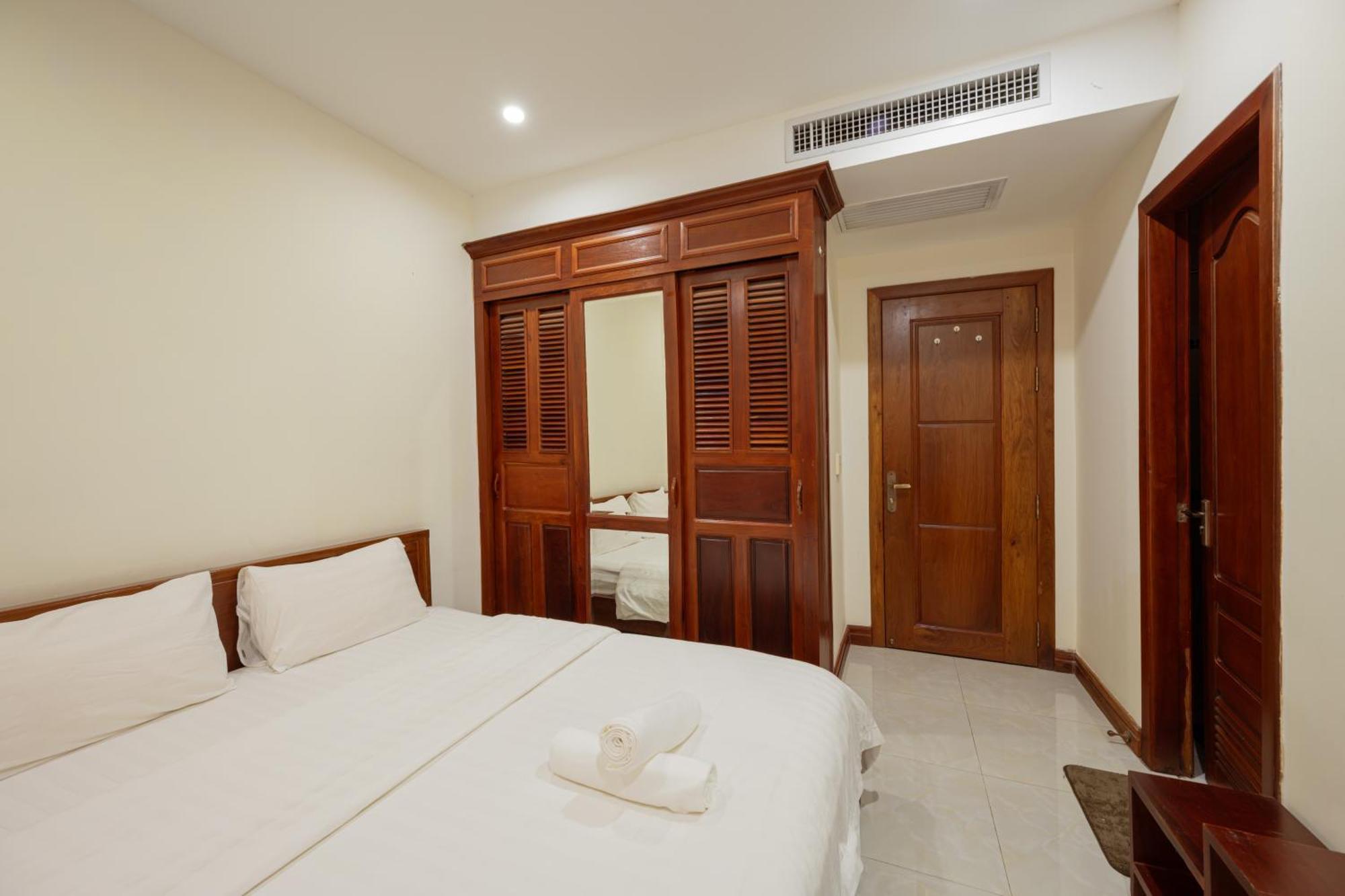 E&V Apartment Phnom Penh Exteriör bild